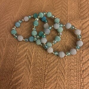 Pearlized Beaded Stretch Hair Tie Set in Mint & White